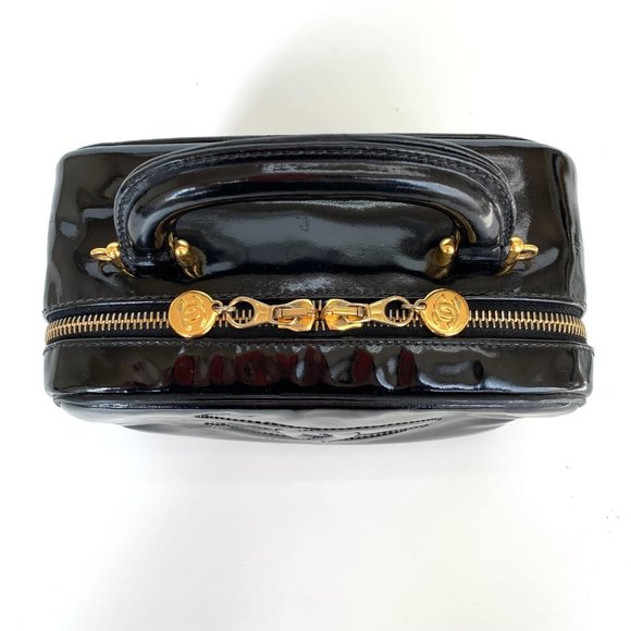 Chanel long strappurse Box Vanity Cosmetic Bag Patent Leather Black Authentic - Picture 6 of 14